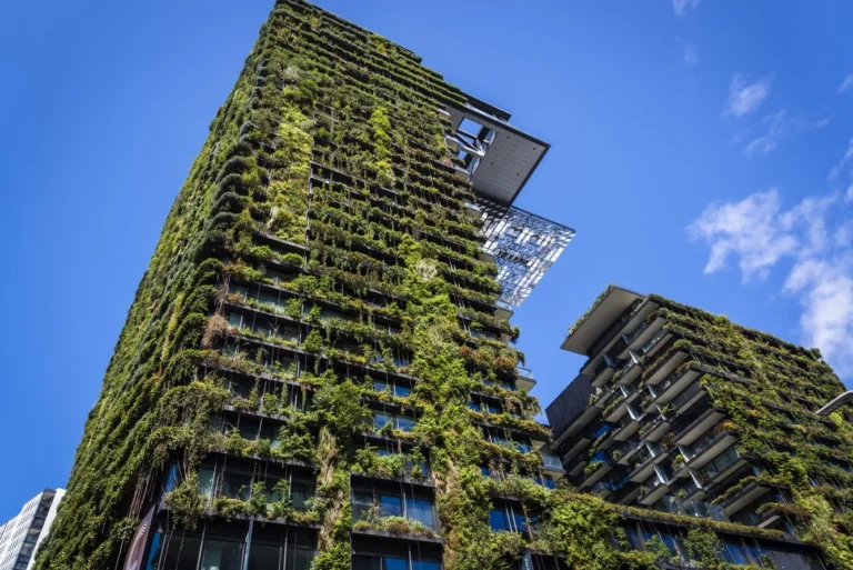 The Definitive Guide to the Best Green Buildings in the US: Engineering & Design