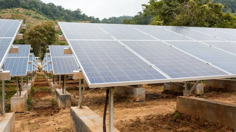 Solar Energy Integration Plans: Engineering & Policy Architecture